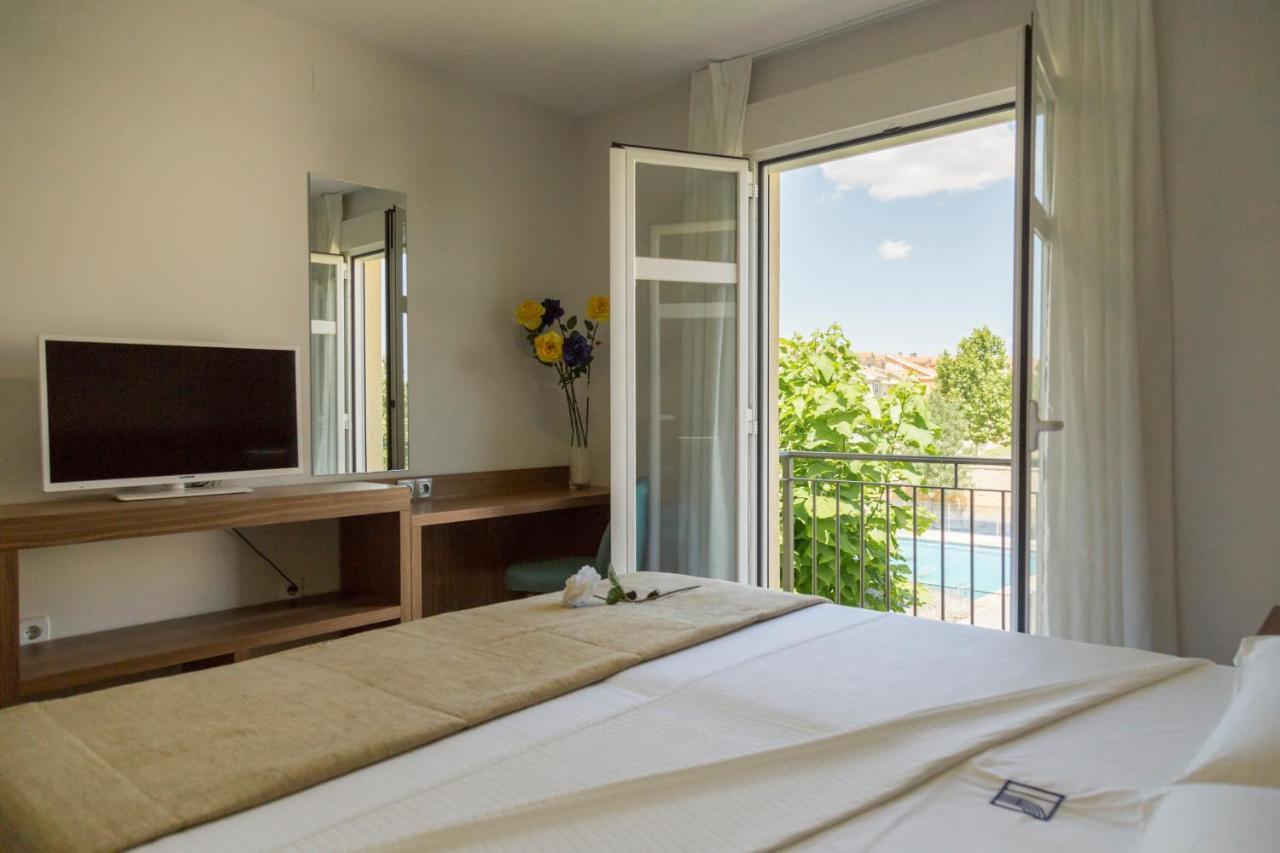 Hostal Pradaria Asador & Alojamiento Arcas Kültér fotó