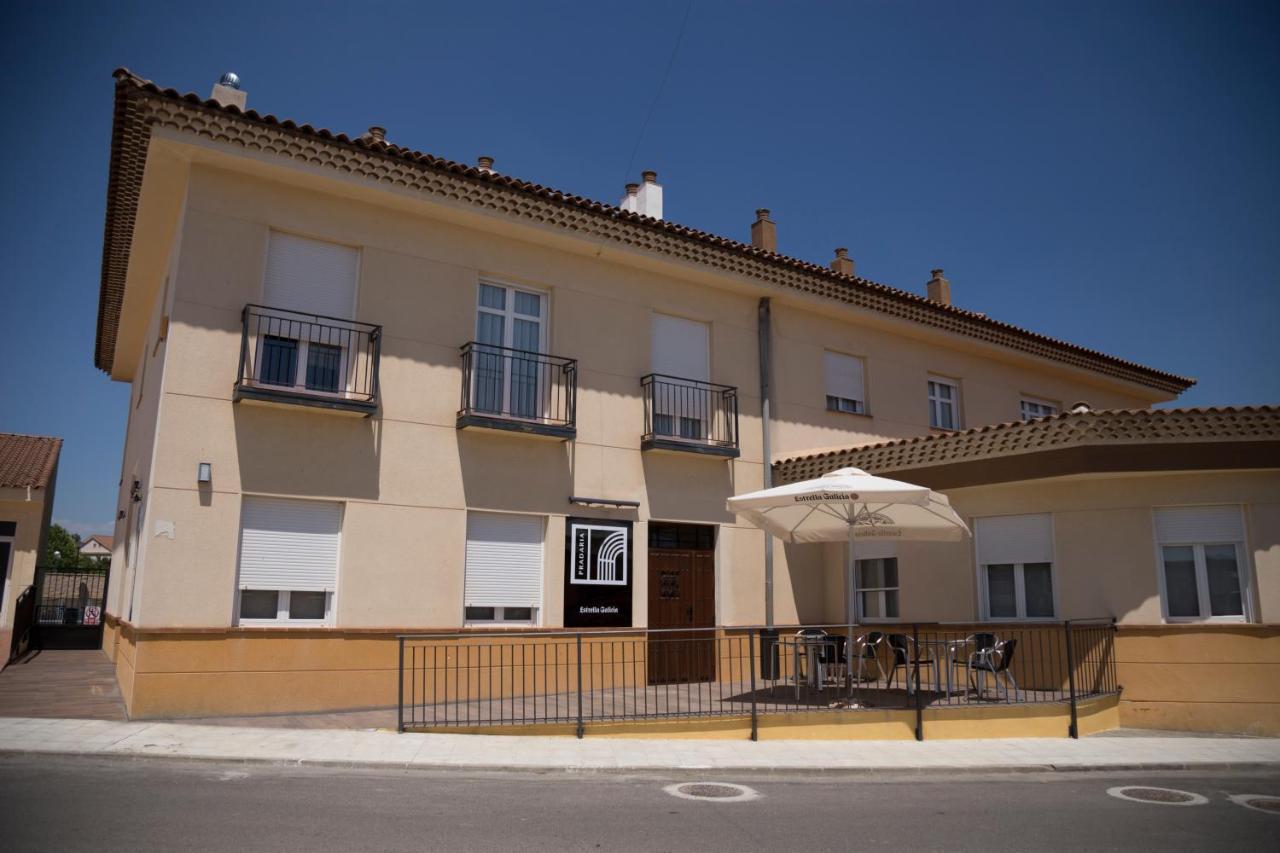 Hostal Pradaria Asador & Alojamiento Arcas Kültér fotó